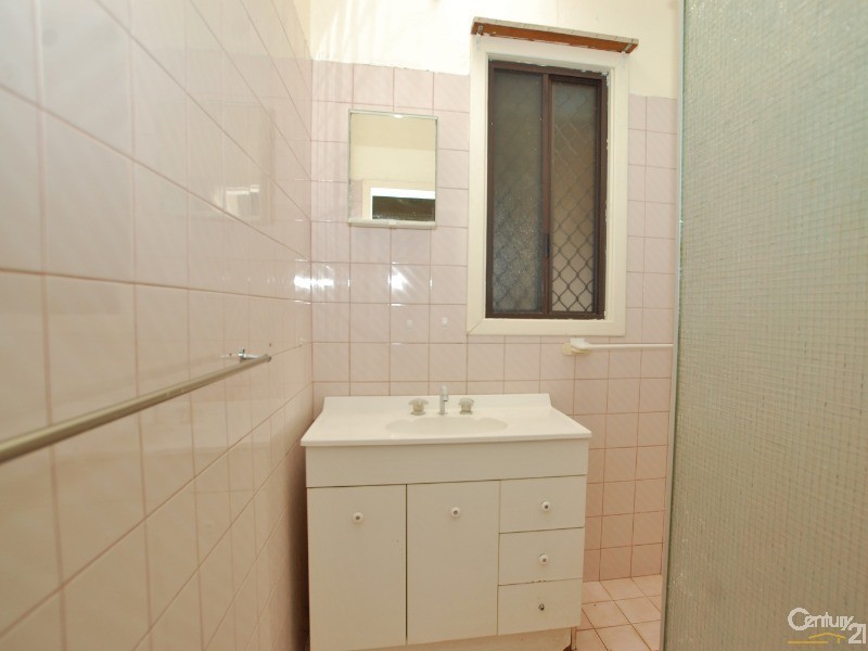 418 Flinders Street, Nollamara WA 6061