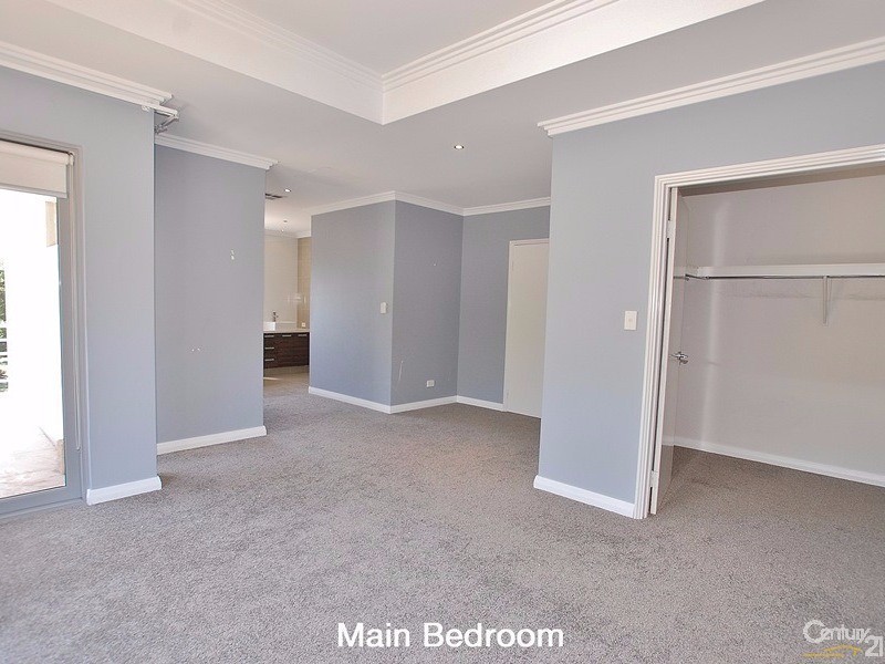 10 Dreyfus Place, Dianella WA 6059