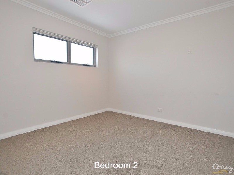 10 Dreyfus Place, Dianella WA 6059