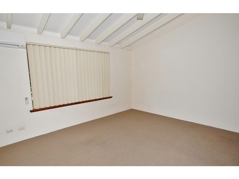 4/11 Fletcher Street, Yokine WA 6060