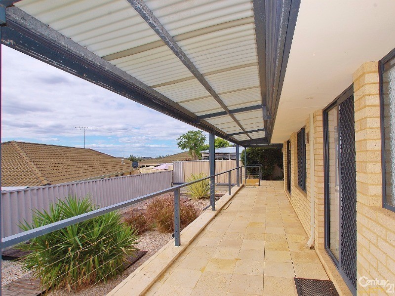41 Berkley Road, Marangaroo WA 6064