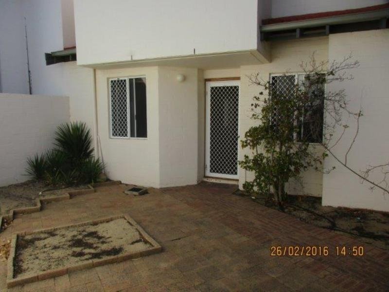 1/18 Fogerthorpe Crescent, Maylands WA 6051