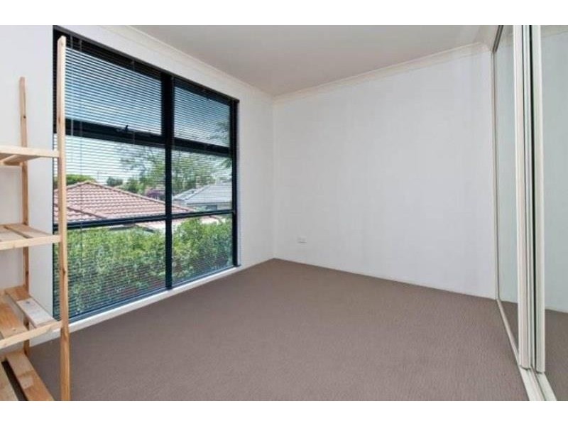 92C Ravenswood Drive, Nollamara WA 6061