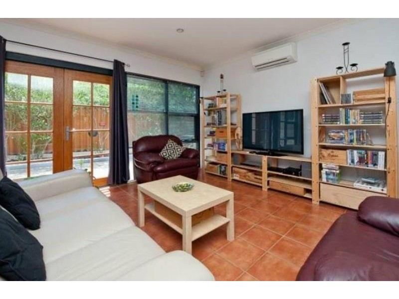 92C Ravenswood Drive, Nollamara WA 6061