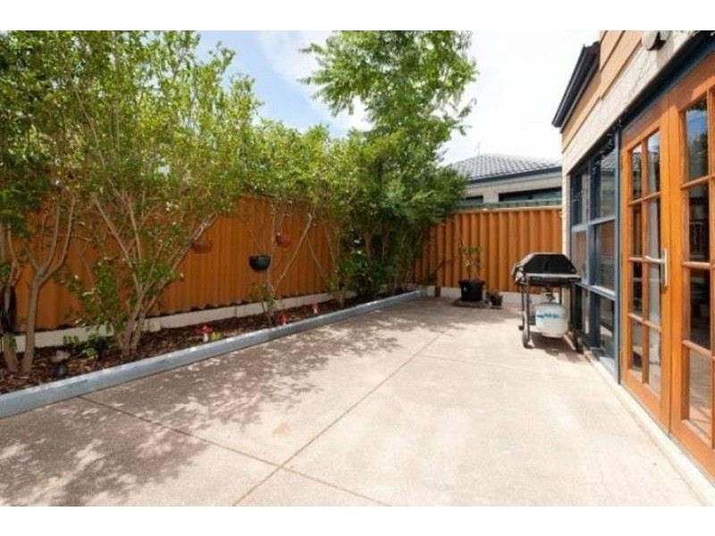 92C Ravenswood Drive, Nollamara WA 6061