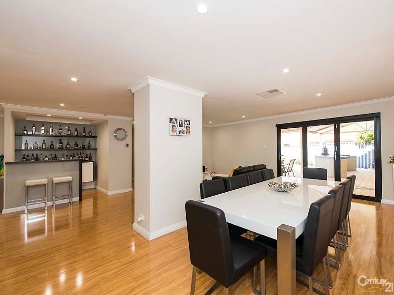 4 Heather Place, Dianella WA 6059