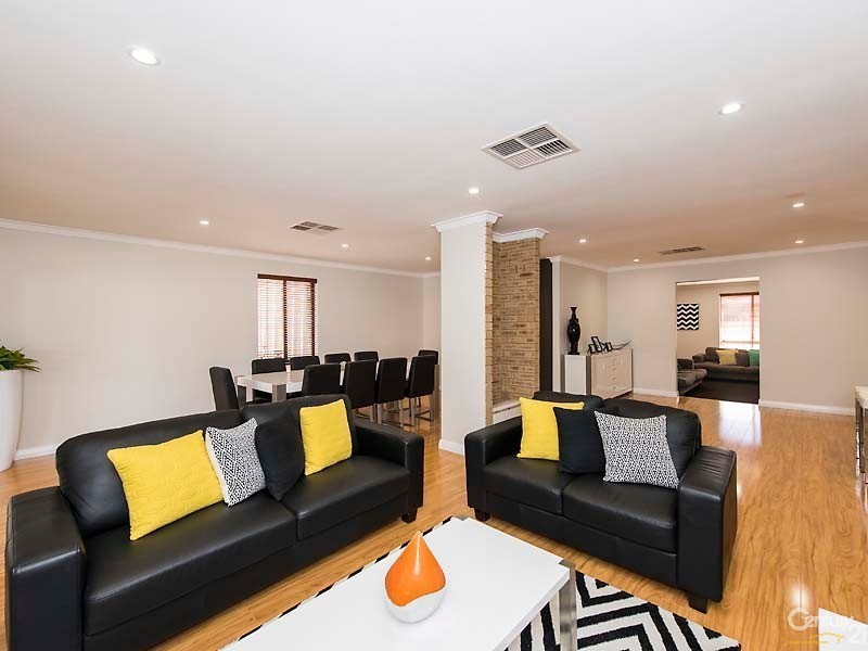 4 Heather Place, Dianella WA 6059