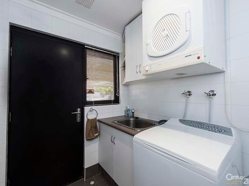 4 Heather Place, Dianella WA 6059