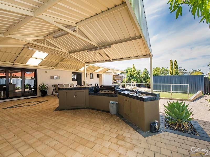 4 Heather Place, Dianella WA 6059