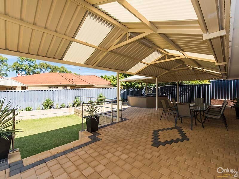 4 Heather Place, Dianella WA 6059