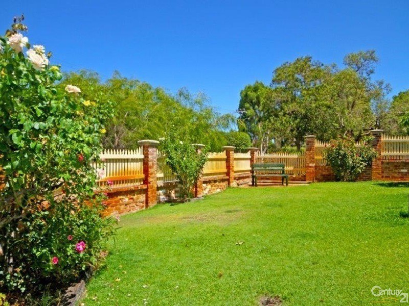 1 Wanndina Avenue, Dianella WA 6059