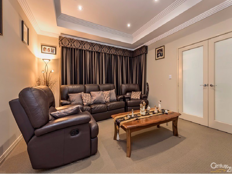 21 Sutherland Avenue, Dianella WA 6059