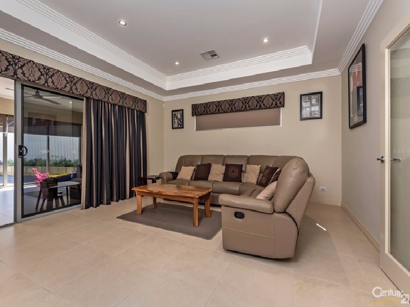 21 Sutherland Avenue, Dianella WA 6059