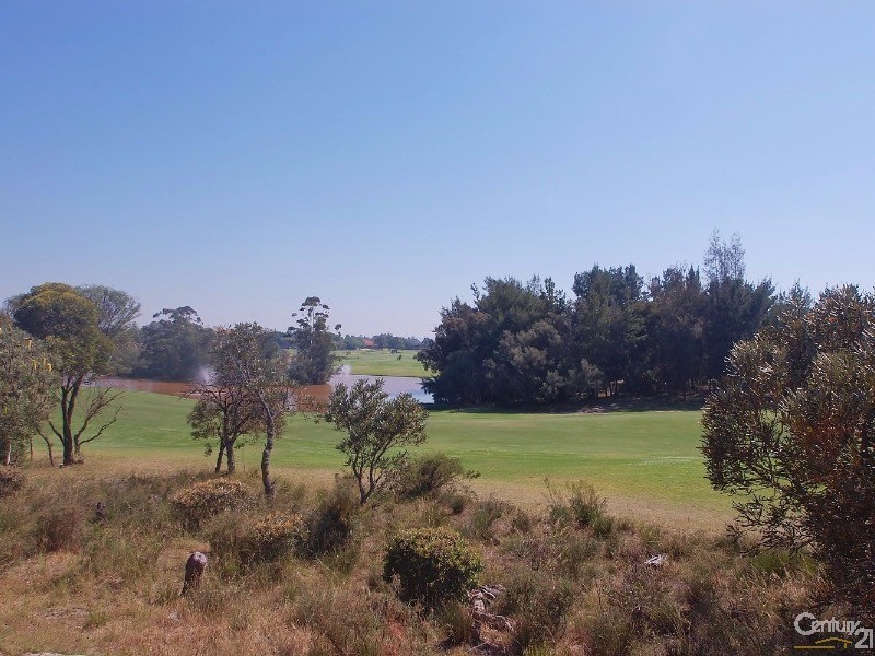 59  Lakefront Circle, The Vines WA 6069