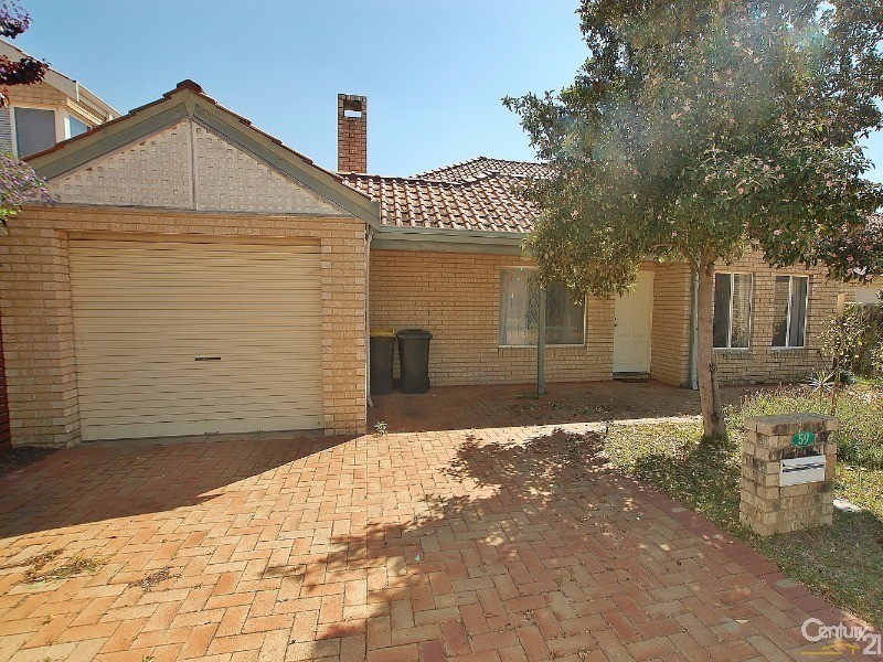 59  Lakefront Circle, The Vines WA 6069