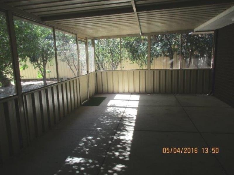 18 Watsonia Street, Maddington WA 6109