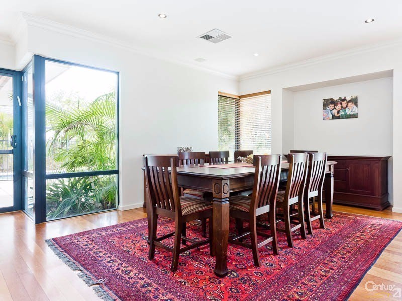 18 Meredith Way, Dianella WA 6059