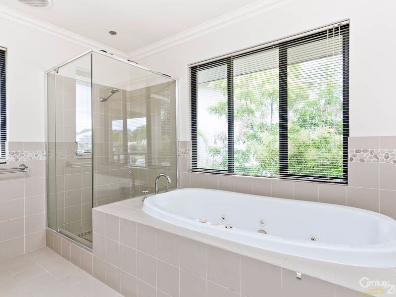 18 Meredith Way, Dianella WA 6059