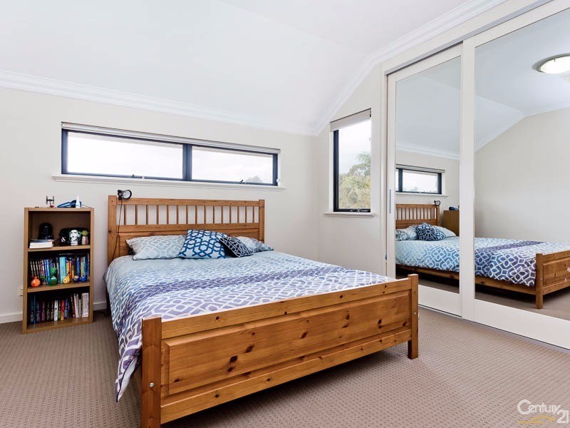 18 Meredith Way, Dianella WA 6059