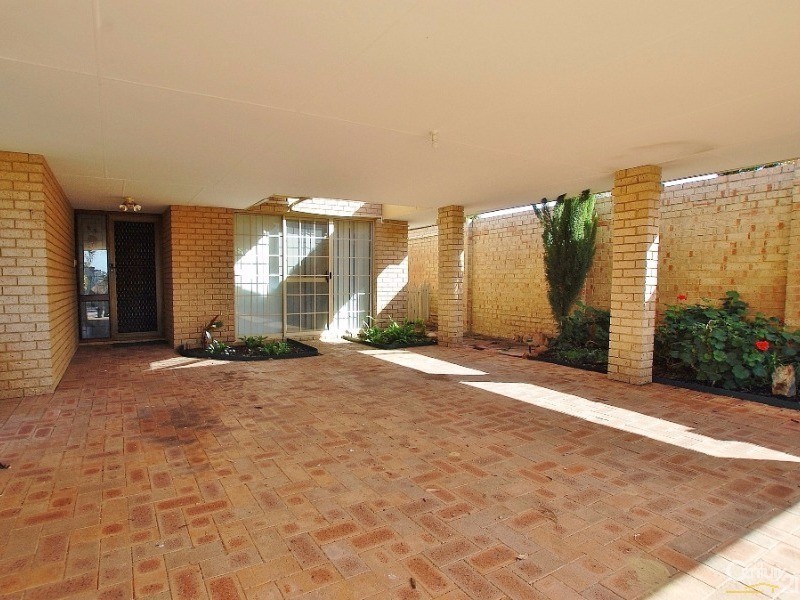 21 Barberry Court, Dianella WA 6059