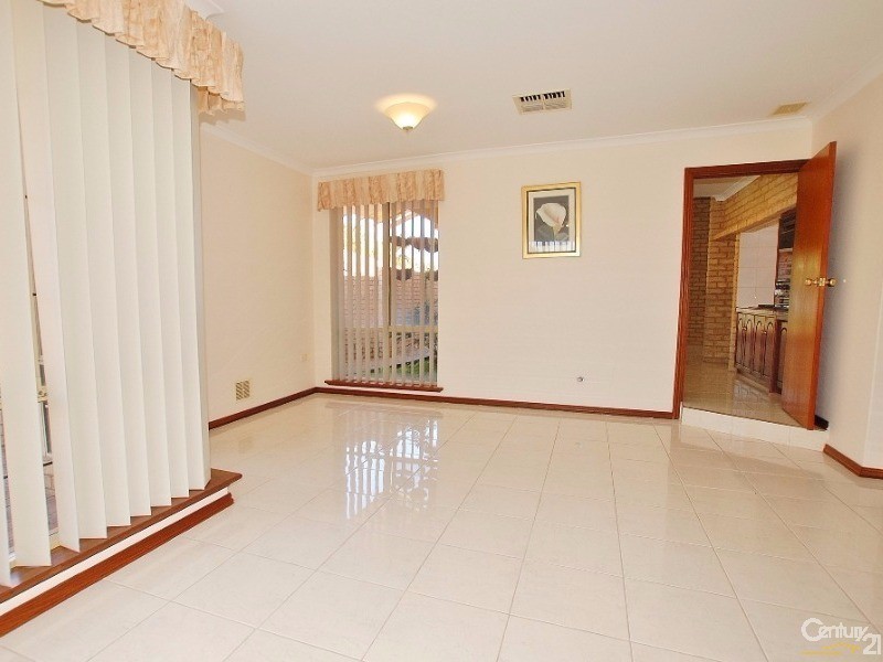 21 Barberry Court, Dianella WA 6059