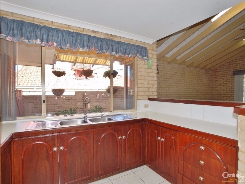 21 Barberry Court, Dianella WA 6059