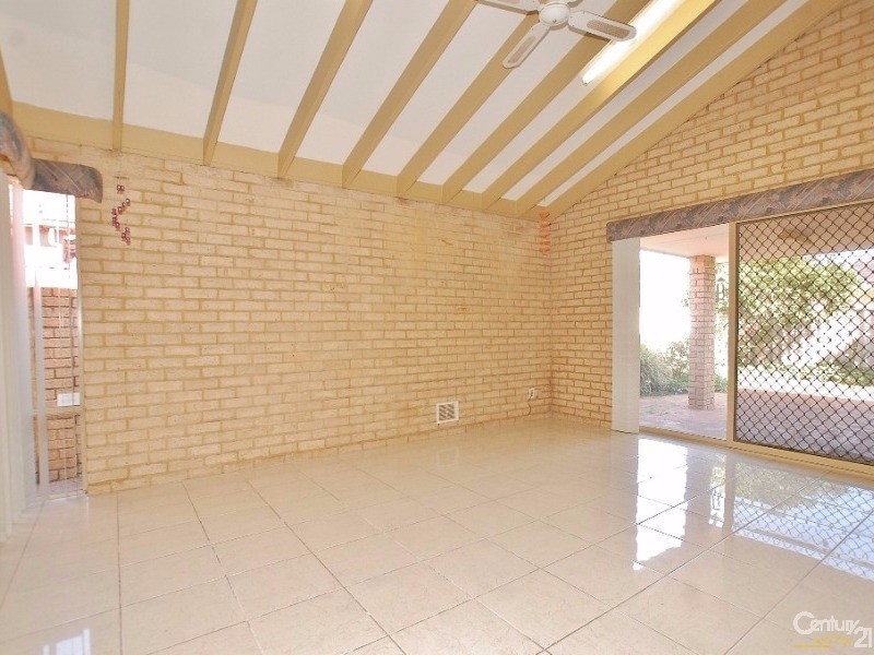 21 Barberry Court, Dianella WA 6059