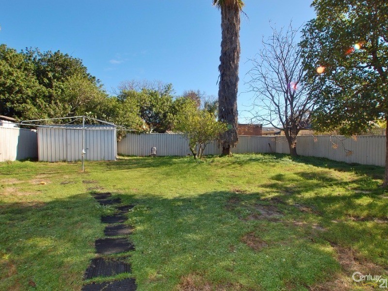 7  Dallwin Street, Dianella WA 6059