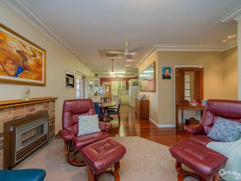 42 Malba Crescent, Dianella WA 6059