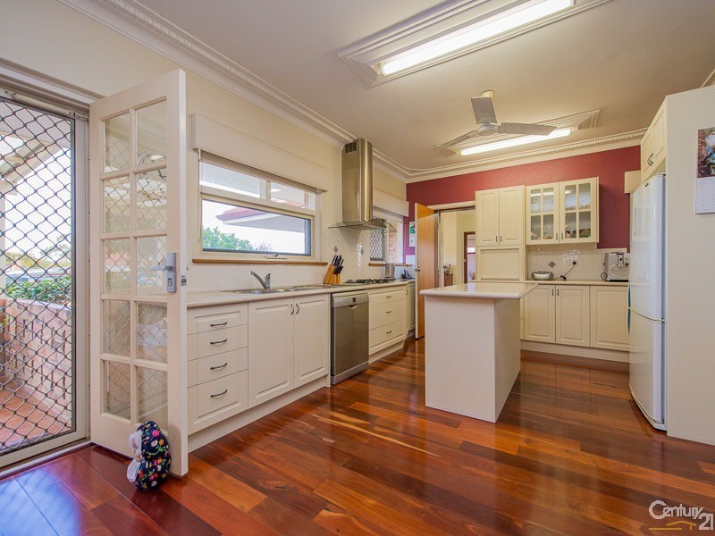 42 Malba Crescent, Dianella WA 6059