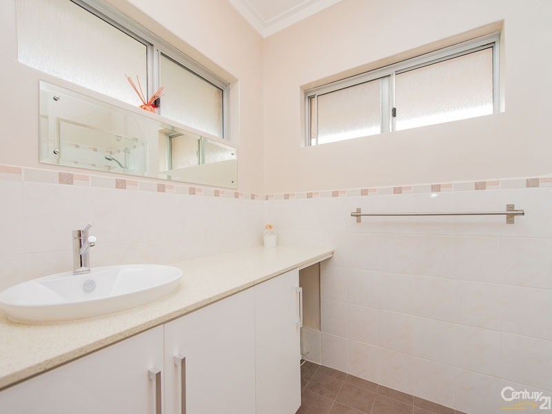 42 Malba Crescent, Dianella WA 6059