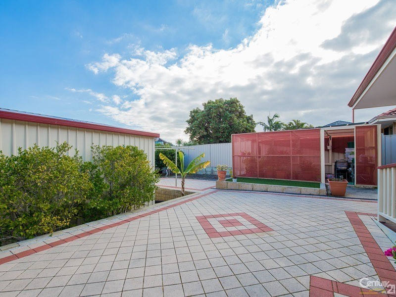 42 Malba Crescent, Dianella WA 6059