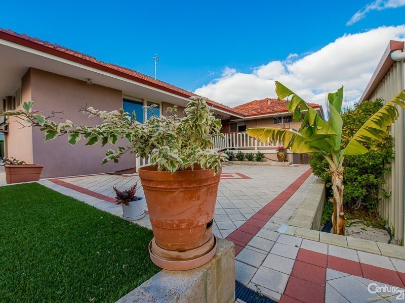 42 Malba Crescent, Dianella WA 6059