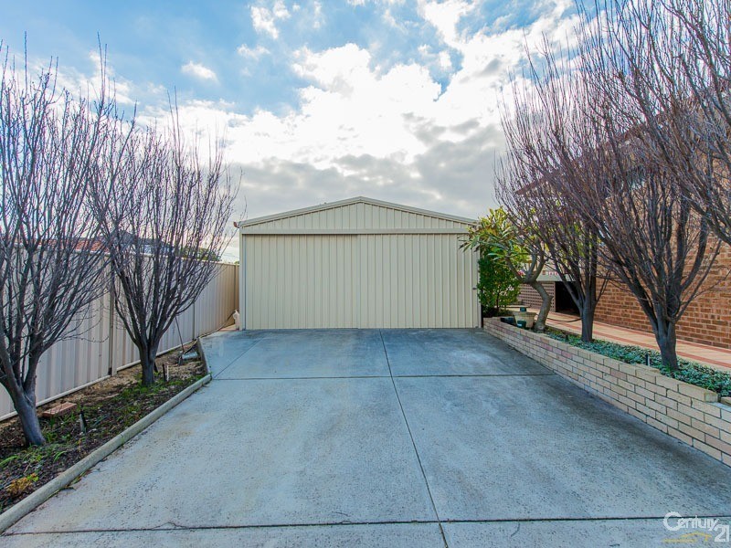 42 Malba Crescent, Dianella WA 6059
