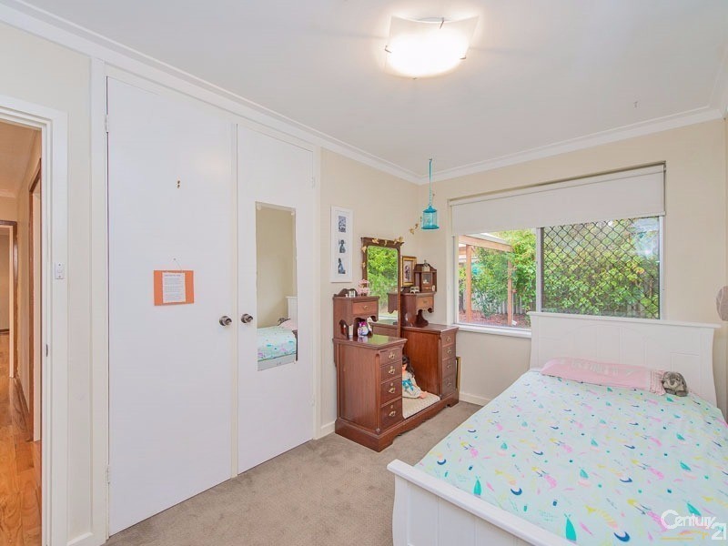 63 Ashington Street, Dianella WA 6059