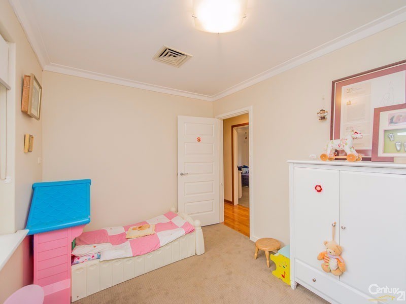 63 Ashington Street, Dianella WA 6059