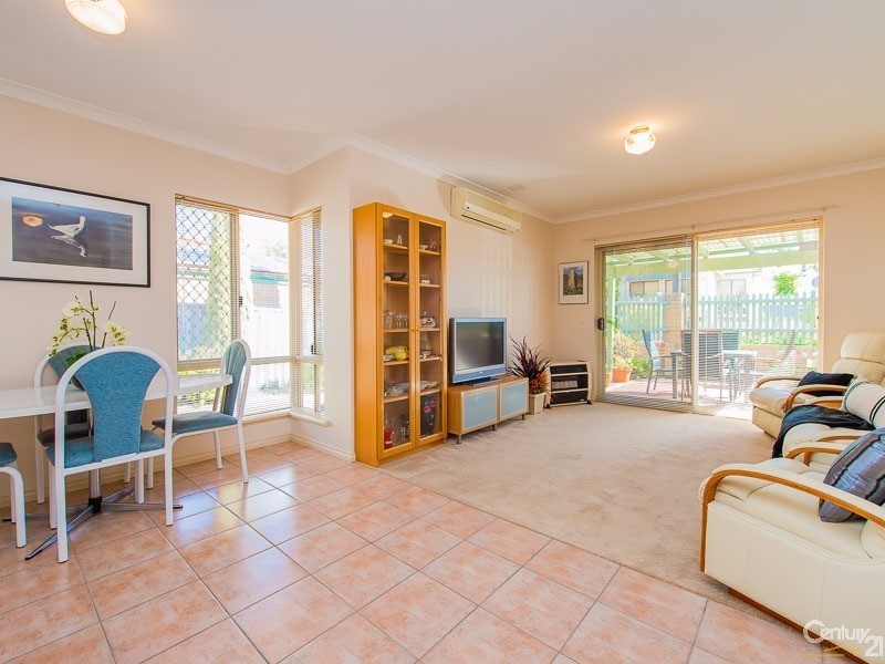 2/16 Avery Avenue, Dianella WA 6059