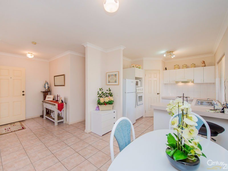 2/16 Avery Avenue, Dianella WA 6059