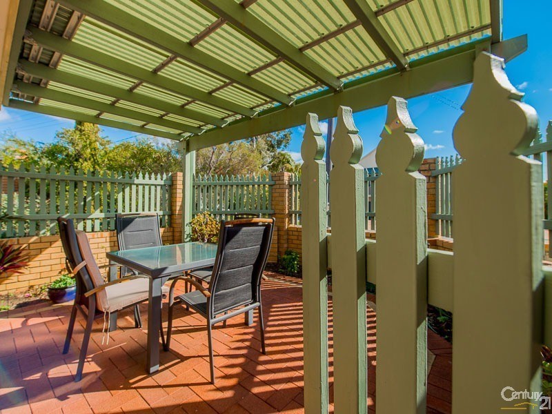 2/16 Avery Avenue, Dianella WA 6059