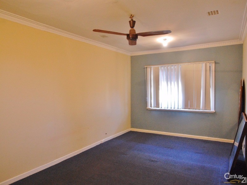 18 New Bond Street, Midland WA 6056