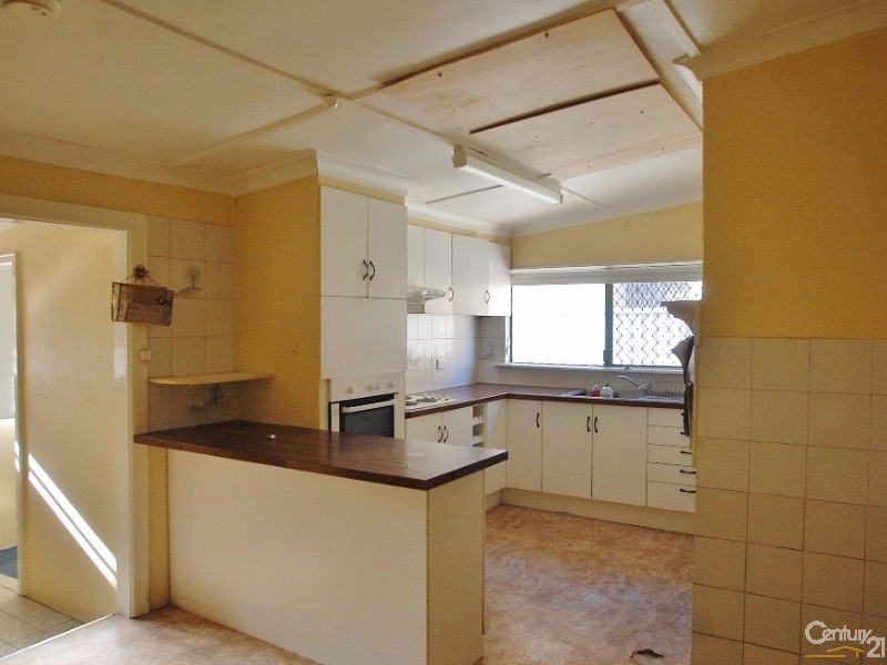 18 New Bond Street, Midland WA 6056