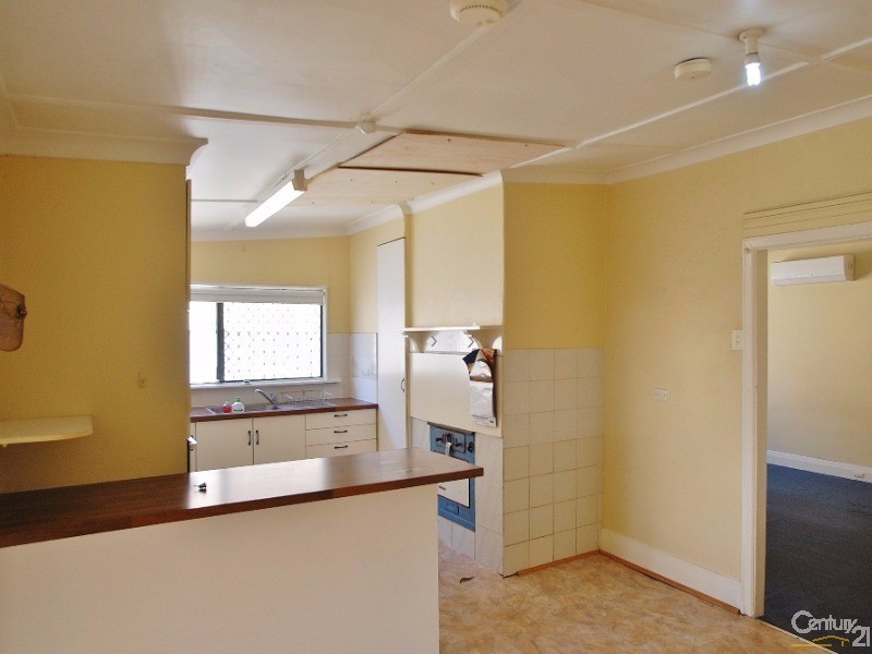 18 New Bond Street, Midland WA 6056