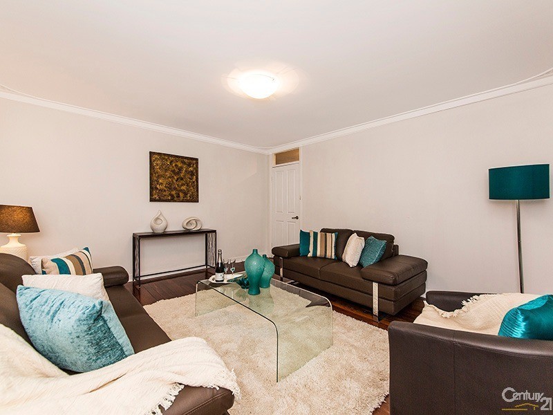 8 Rochester Way, Dianella WA 6059