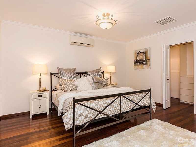 8 Rochester Way, Dianella WA 6059