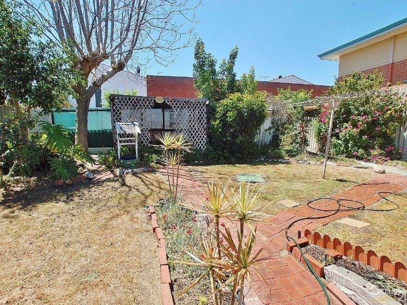 153b Lawley Street, Yokine WA 6060