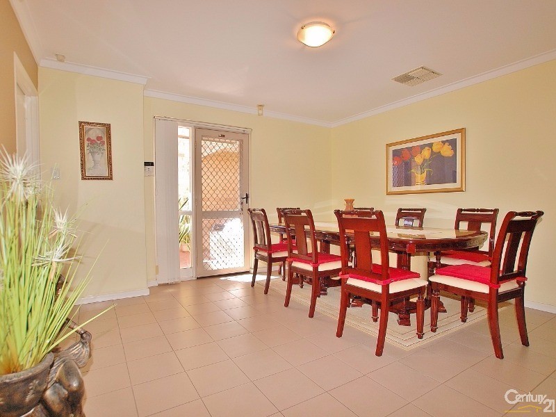 1/353 Light Street, Dianella WA 6059