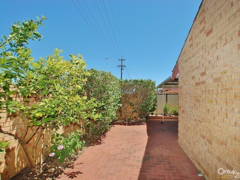 1/353 Light Street, Dianella WA 6059