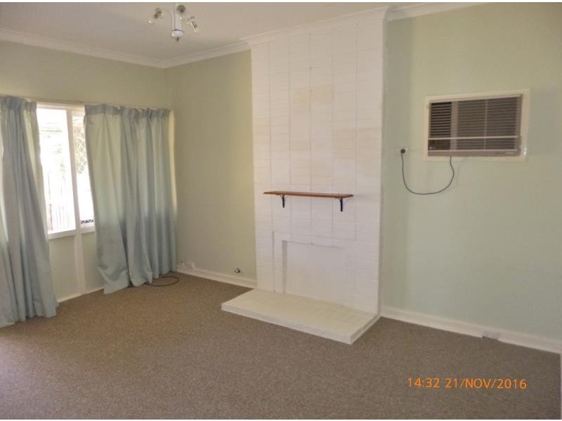 21 Stroughton Road, Westminster WA 6061