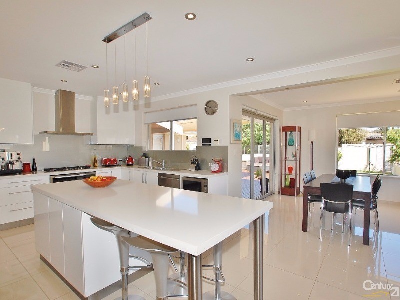 13 Bertram Street, Dianella WA 6059