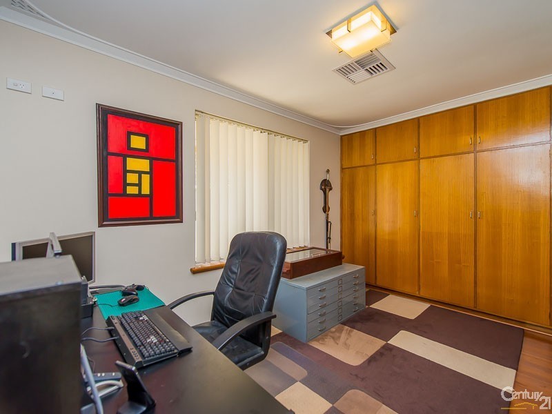 13 Bertram Street, Dianella WA 6059